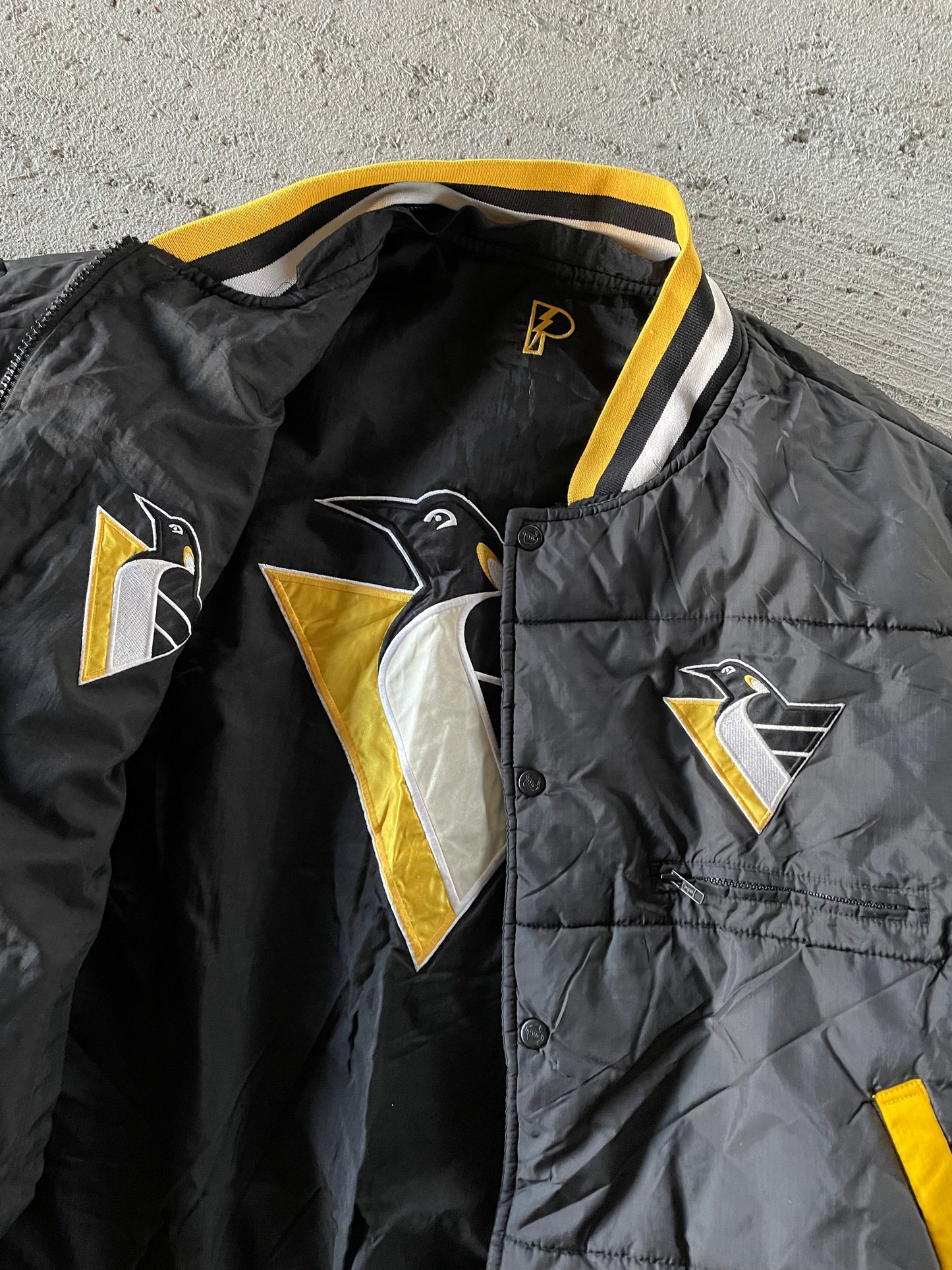 90s Pittsburgh Penguins Pro Player Reversible Jacket