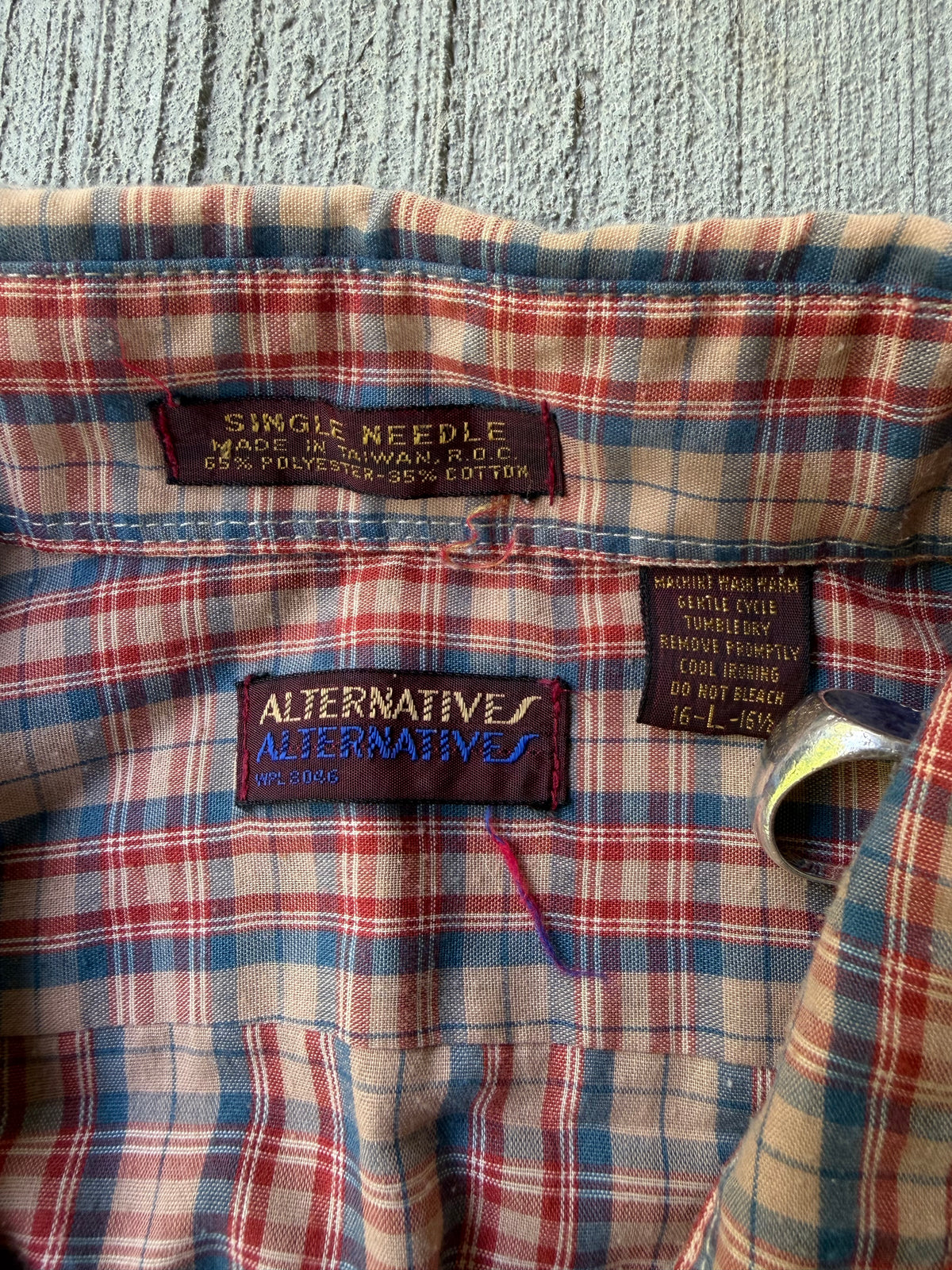Vintage 1970s Alternatives Button Up