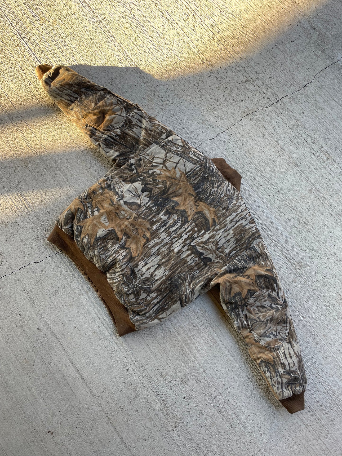 2000s Cabelas Camo Goose Down Puffer Jacket
