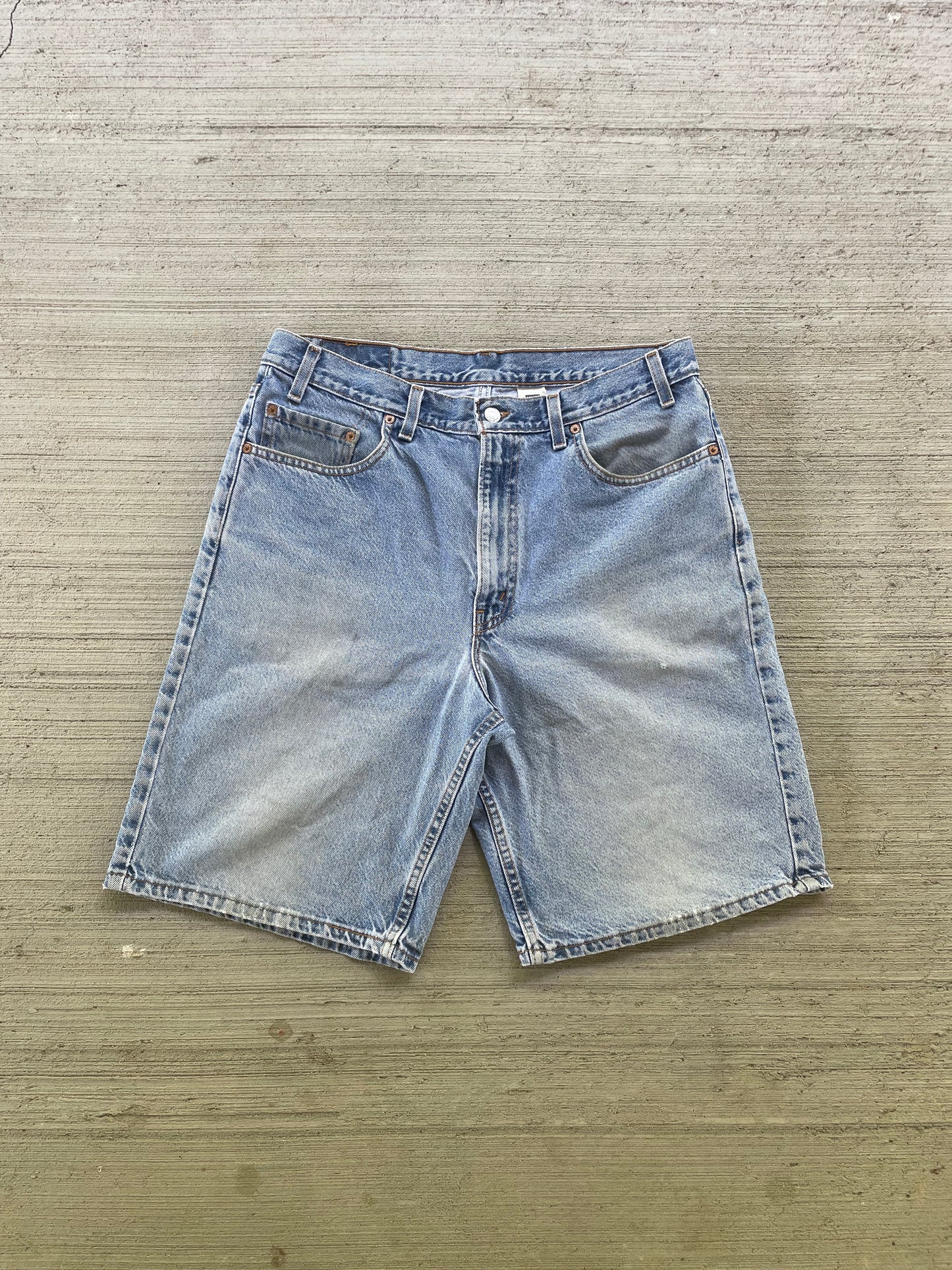Vintage 1999 Levi’s 550 Jorts