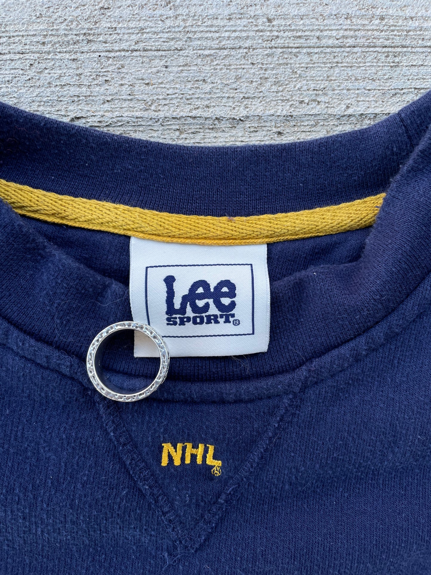 2000s Buffalo Sabres Sweatshirt
