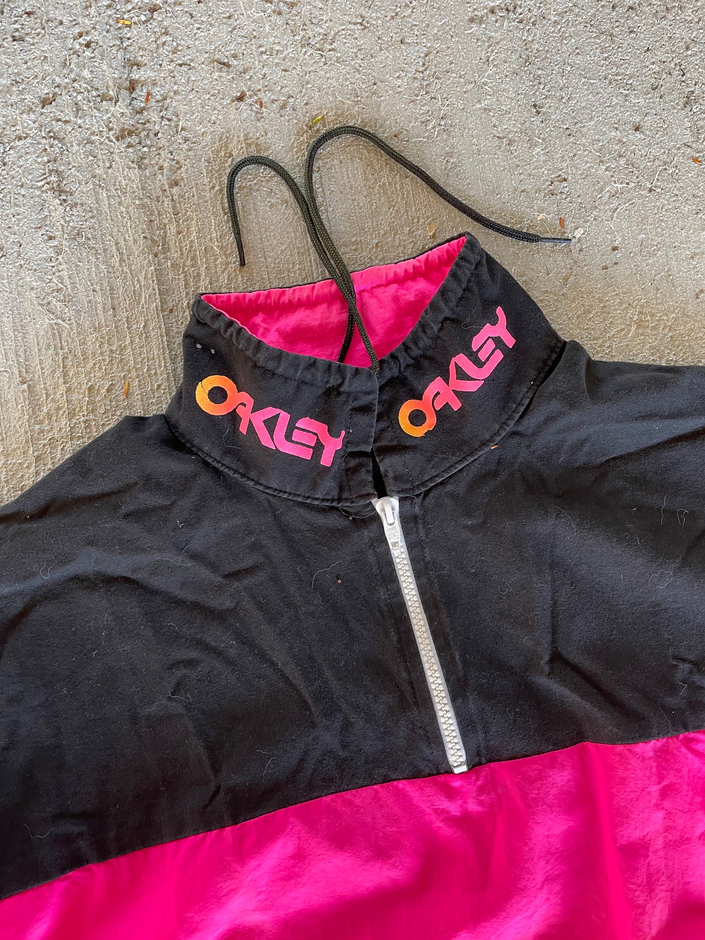 90s Oakley Windbreaker