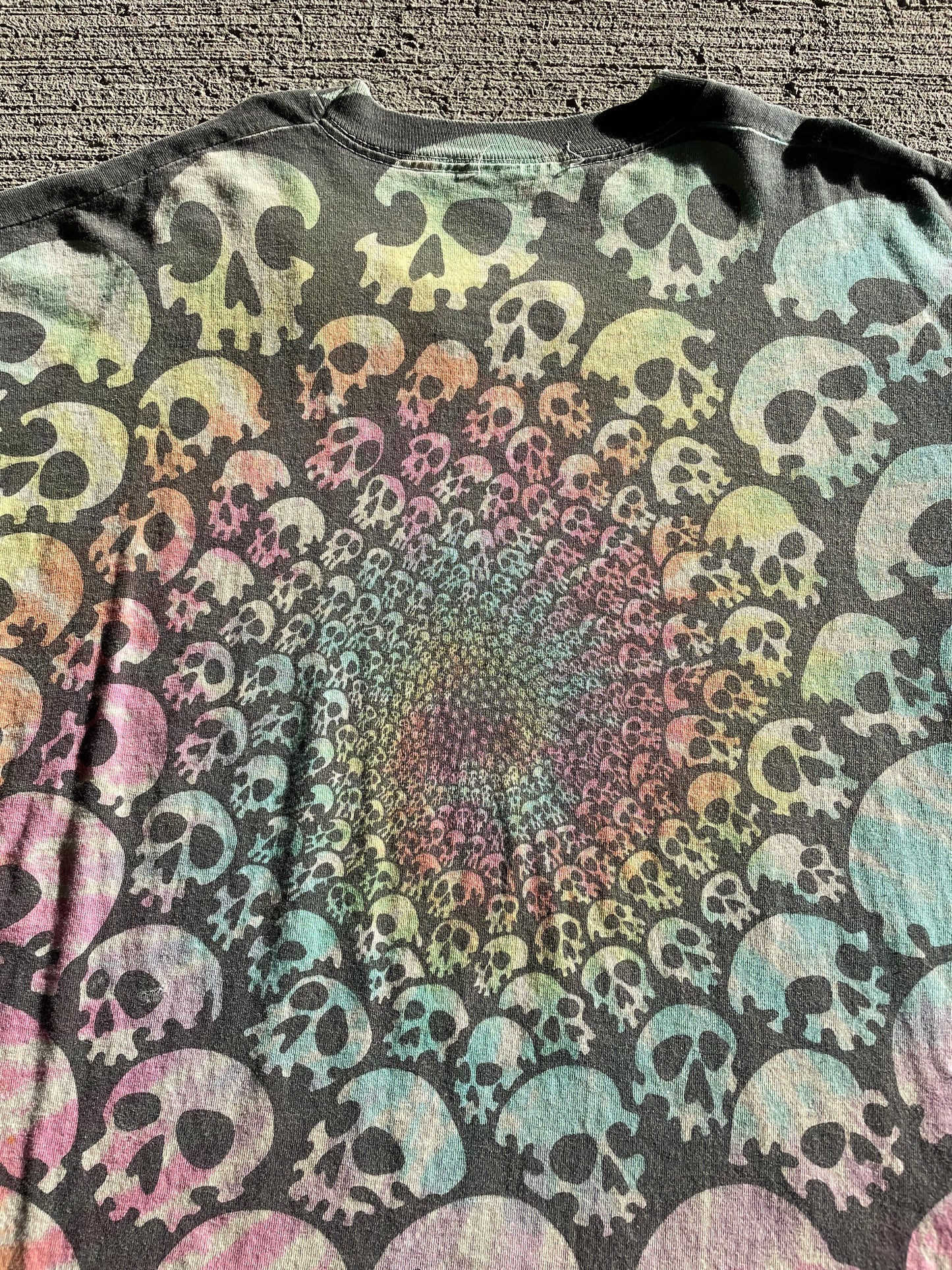 1992 Liquid Blue AOP Skull Tee