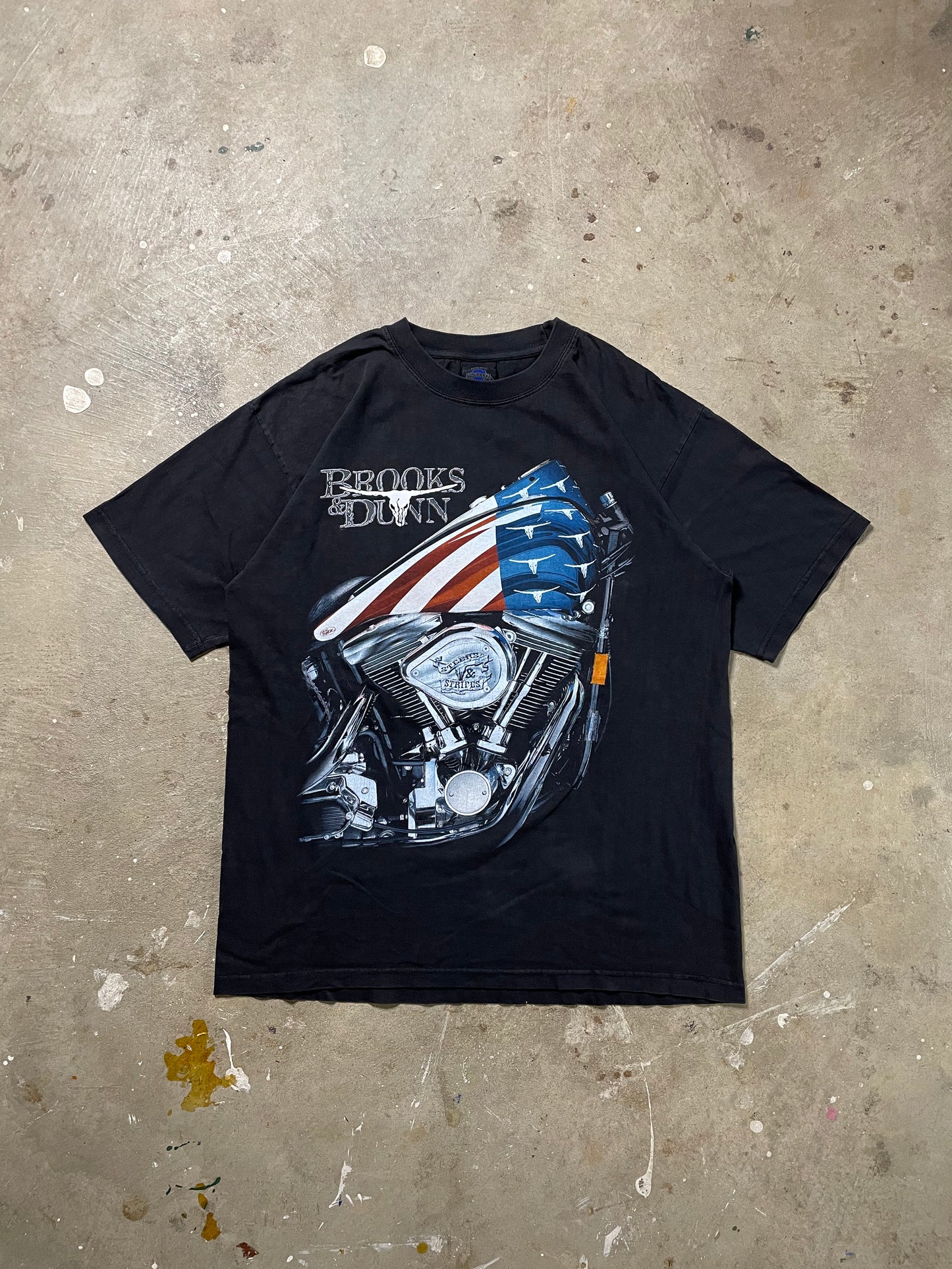 2000s Brooks & Dunn Asphalt Cowboys Tee