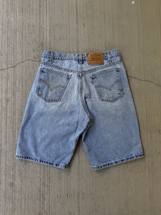 Vintage 1996 Levi’s 550 Orange Tab Denim Shorts