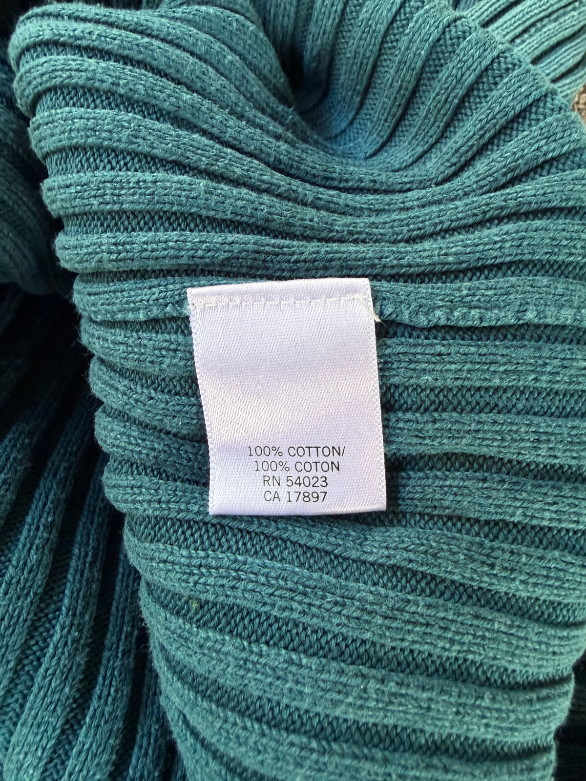 2000s Banana Republic Ribbed Knit Henley