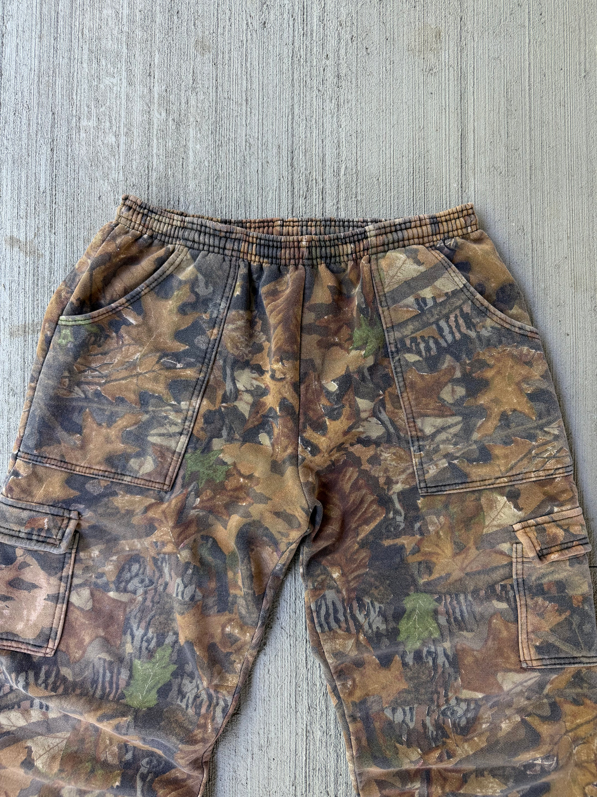 Vintage 1990s Jerzees Outdoors Camo Cargo Sweatpants