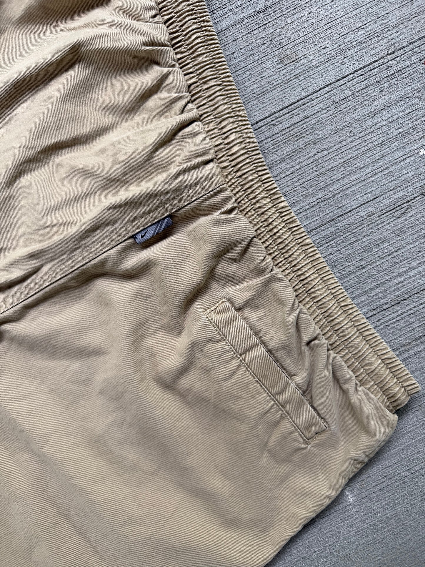 Vintage 2000s Nike Long Chino Shorts