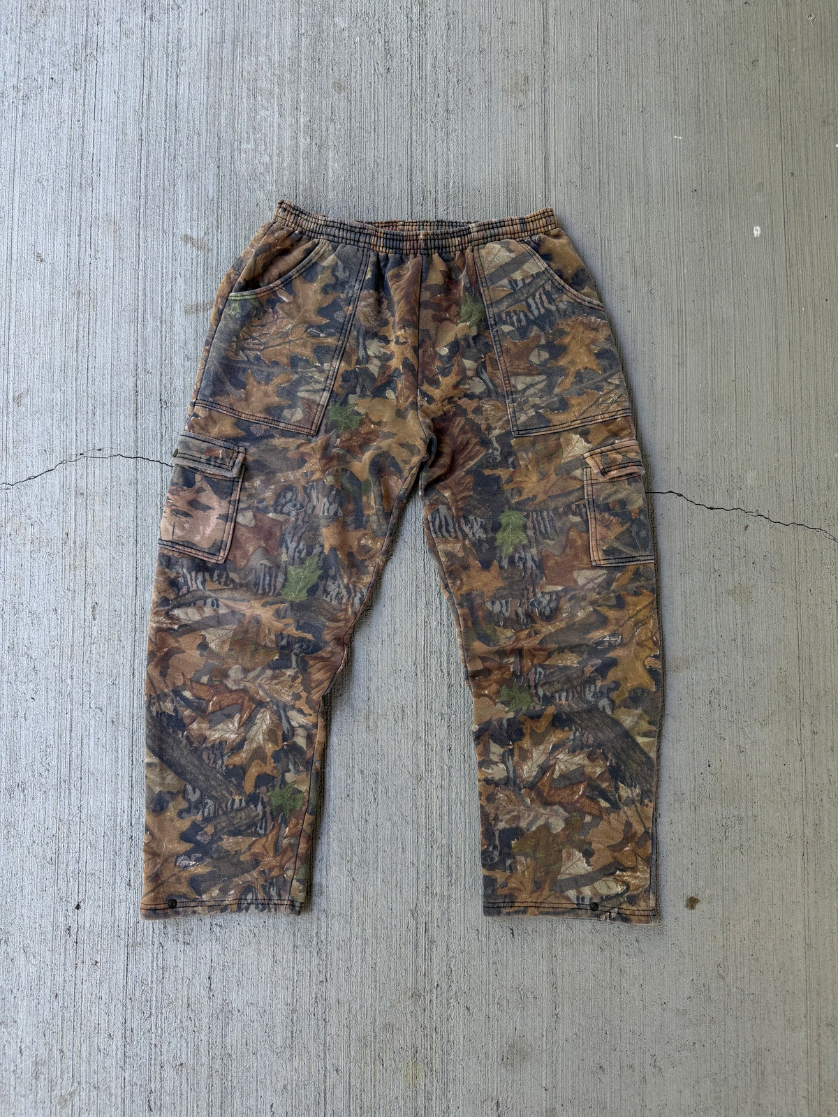 Vintage 1990s Jerzees Outdoors Camo Cargo Sweatpants