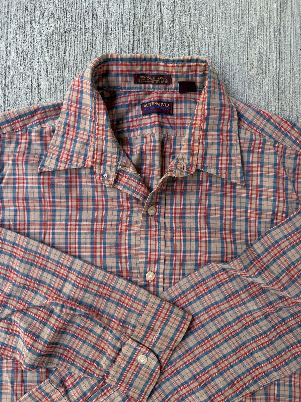 Vintage 1970s Alternatives Button Up