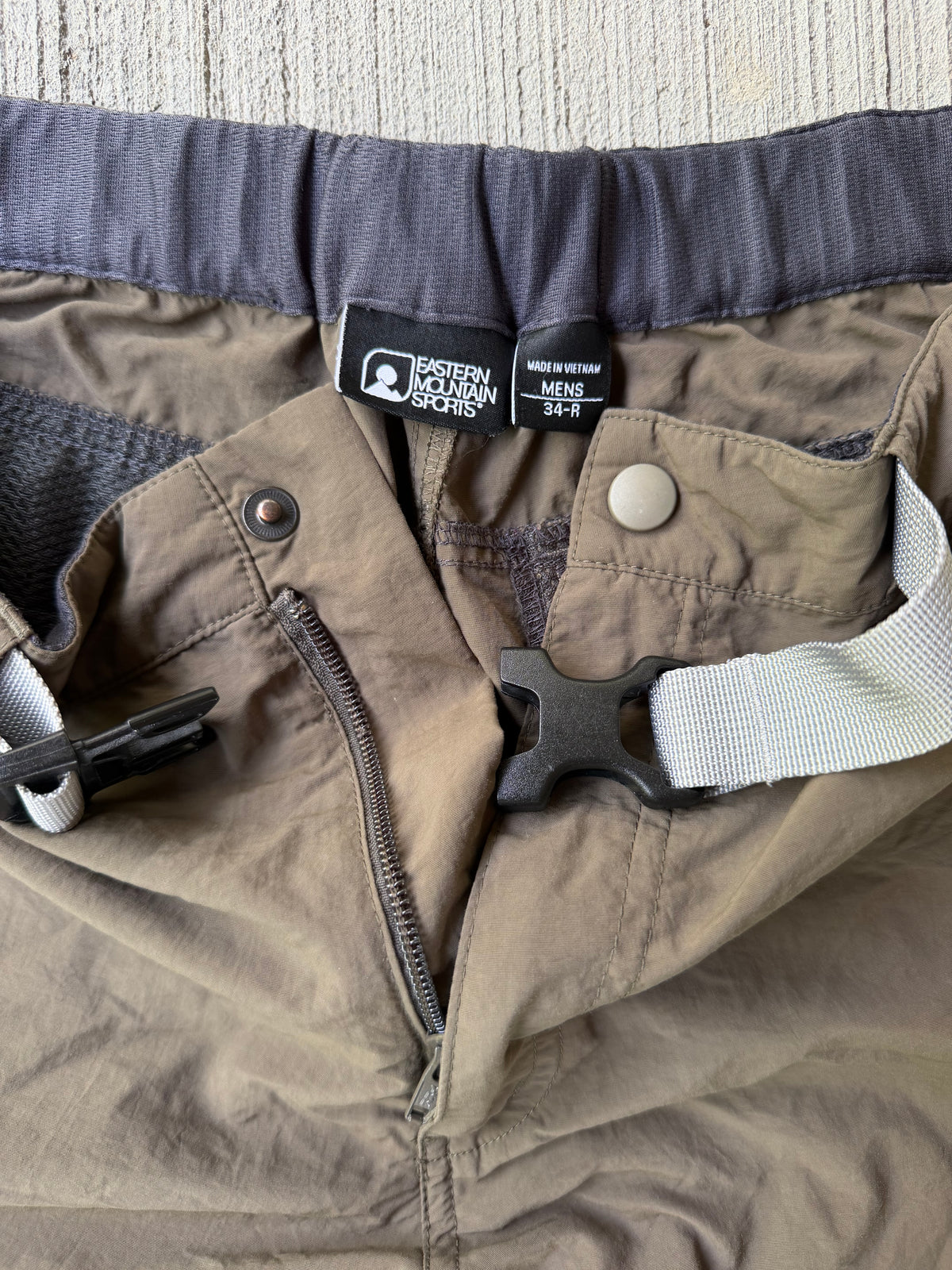 Vintage 2000s EMS Zip-Off Pants