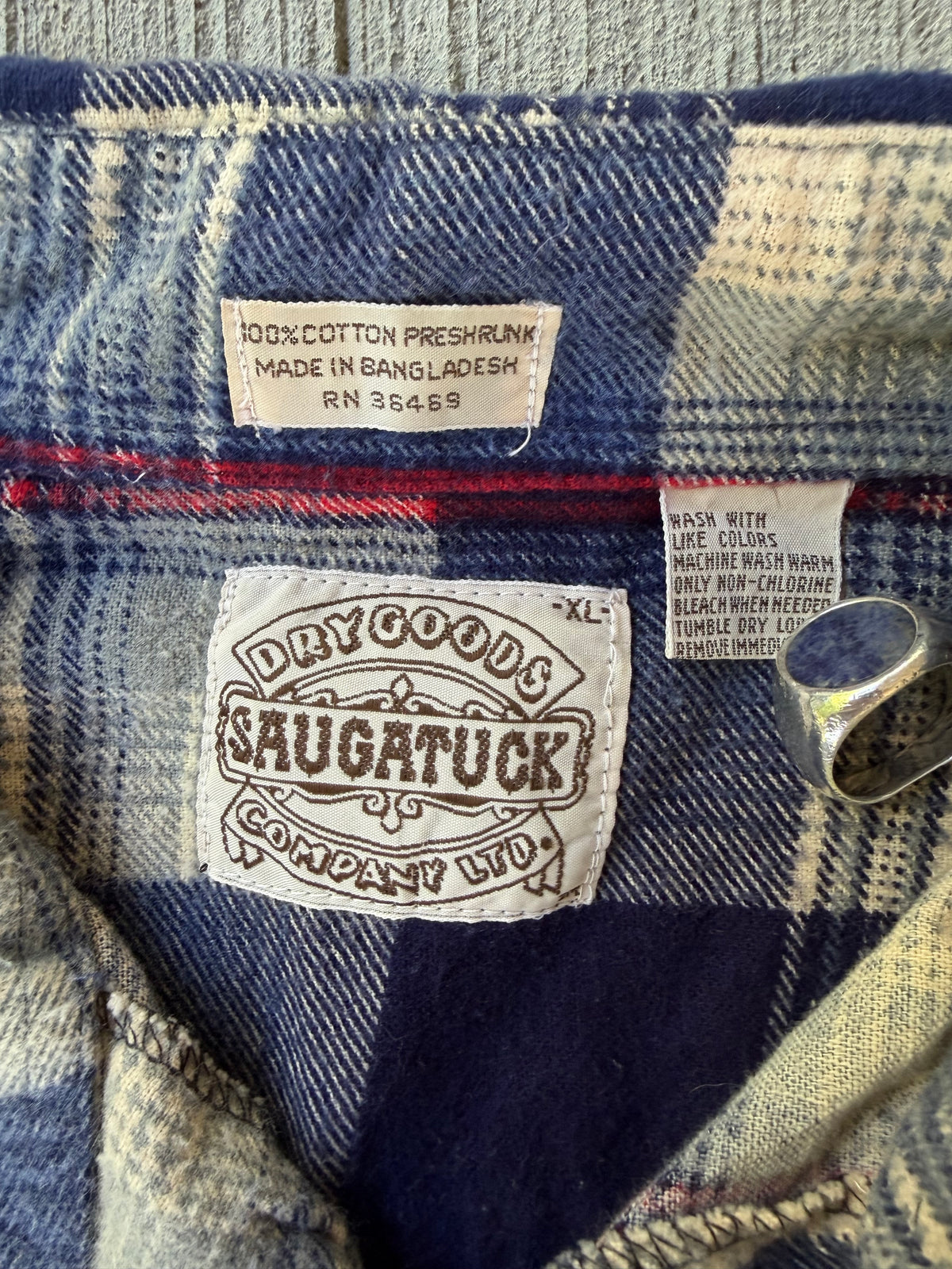 Vintage 1990s Saugatuck Lightweight Cotton Flannel