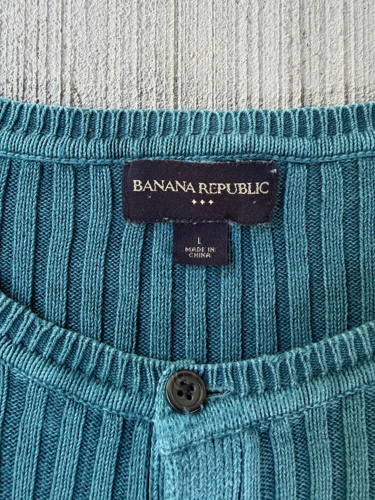 2000s Banana Republic Ribbed Knit Henley