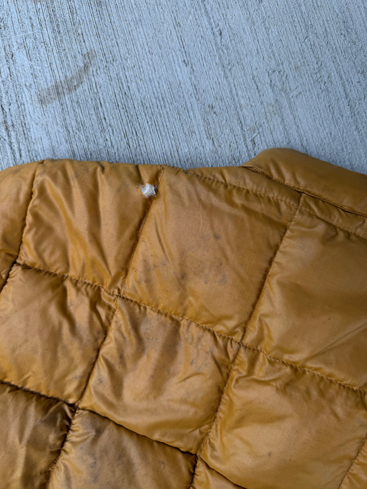 Vintage 1960s Eddie Bauer Sun Faded Goose Down Quilted Jacket
