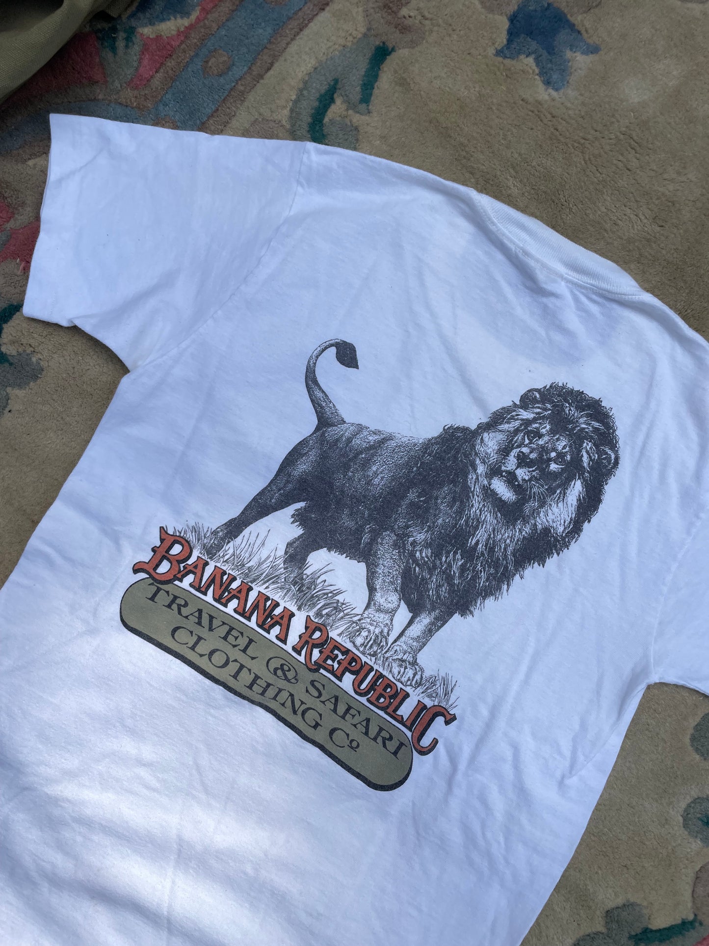 Vintage 1990s Banana Republic Safari Lion Tee