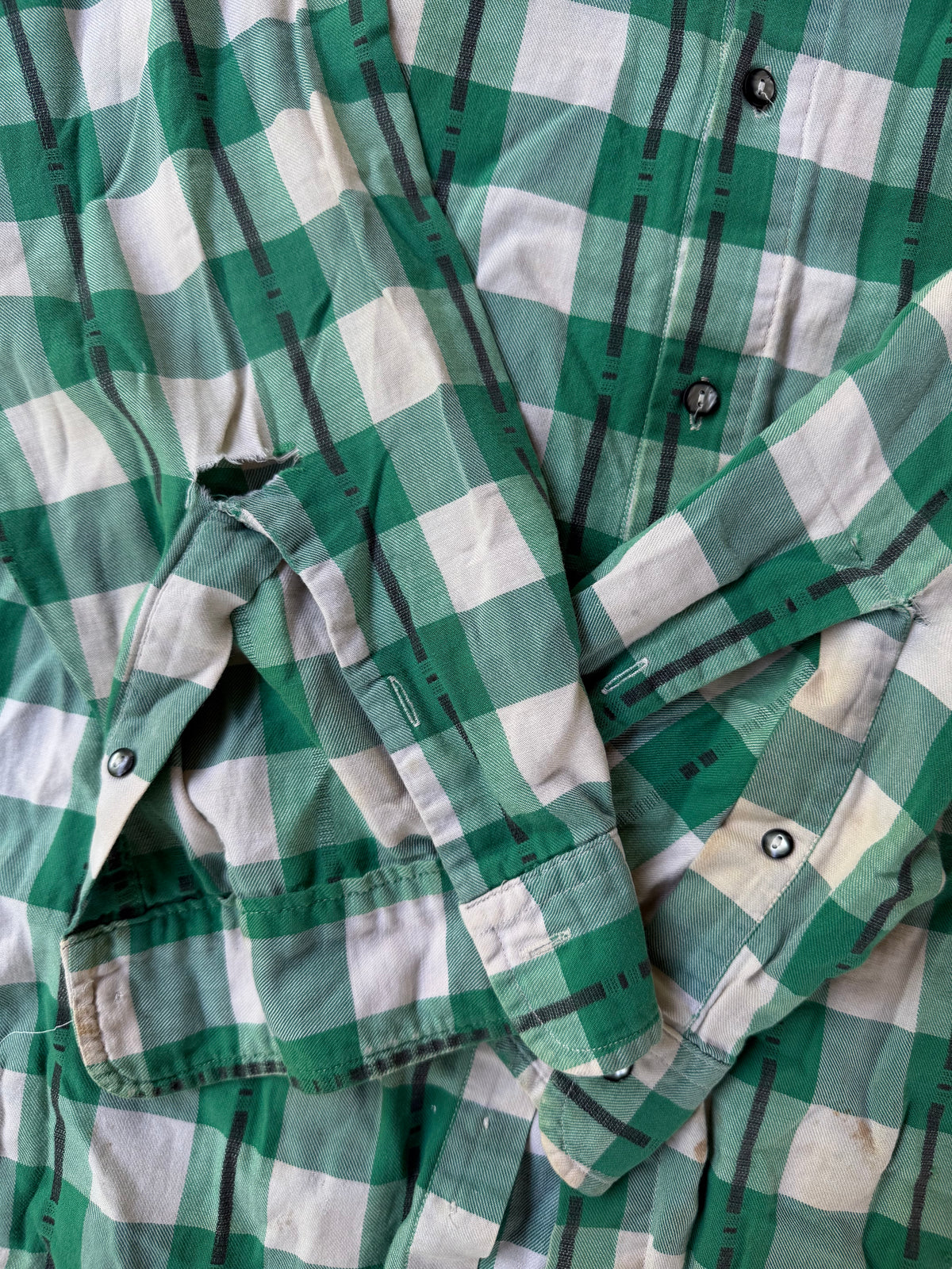 Vintage 1980s Generra Thrashed Cotton Button Up