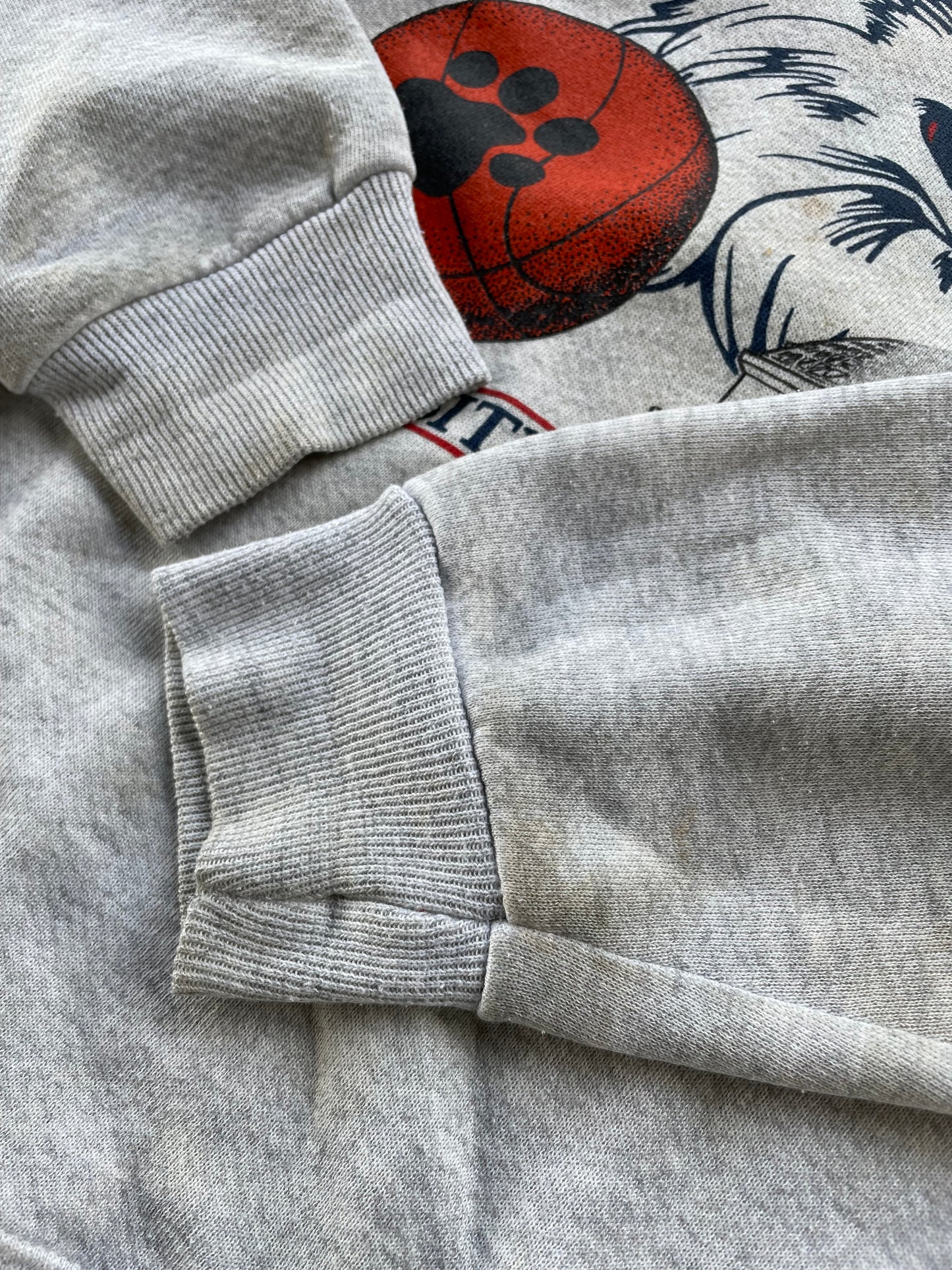 90s Uconn Women’s Basketball Crewneck Sweatshirt