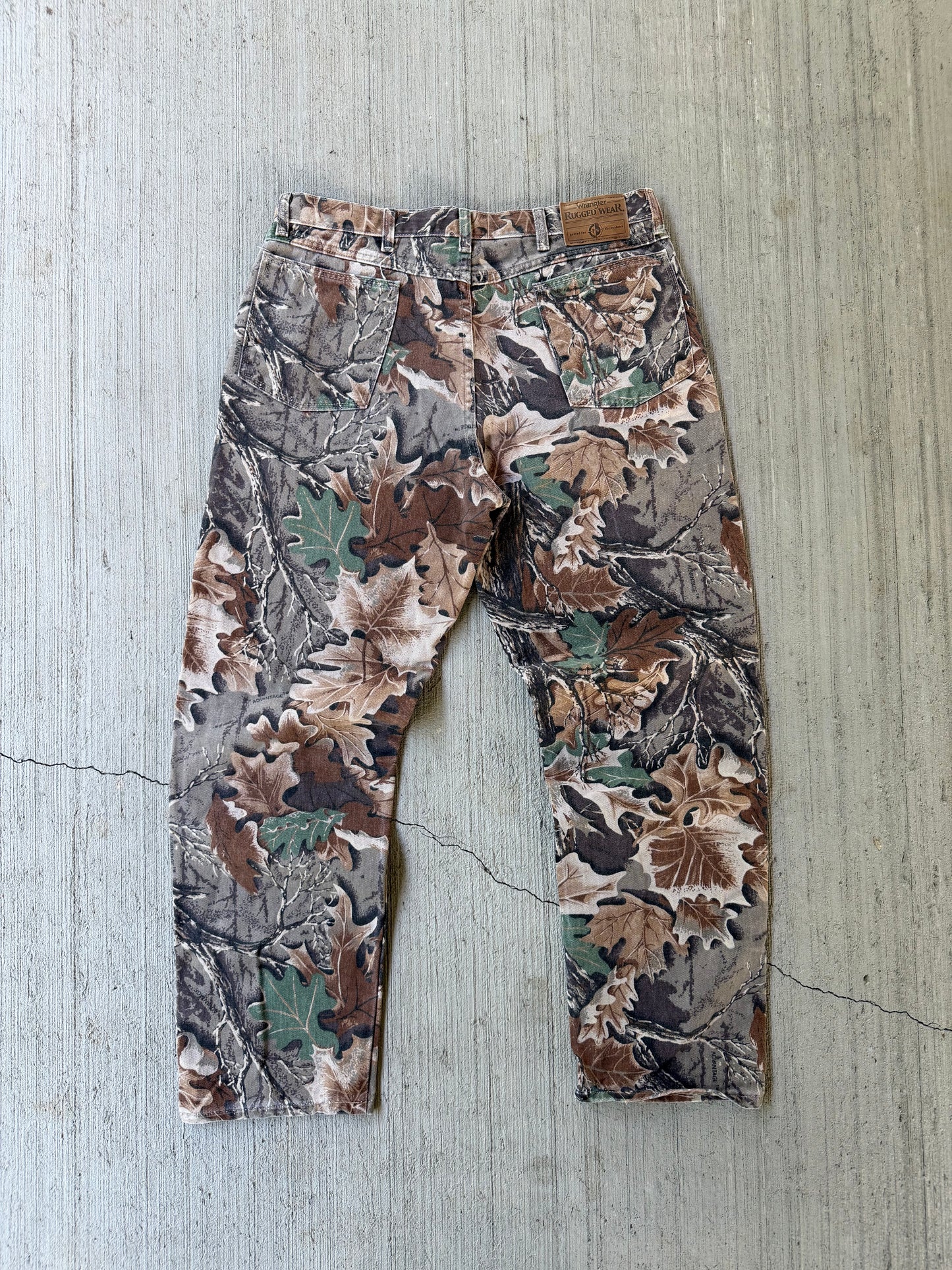 Vintage 90s Wrangler Realtree Camo Jeans