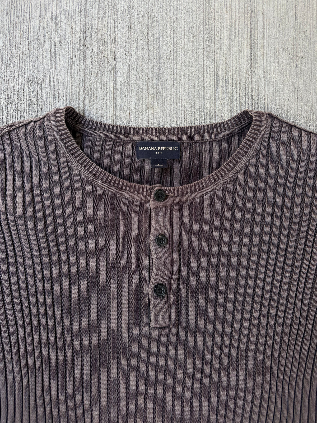 2000s Banana Republic Ribbed Knit Henley